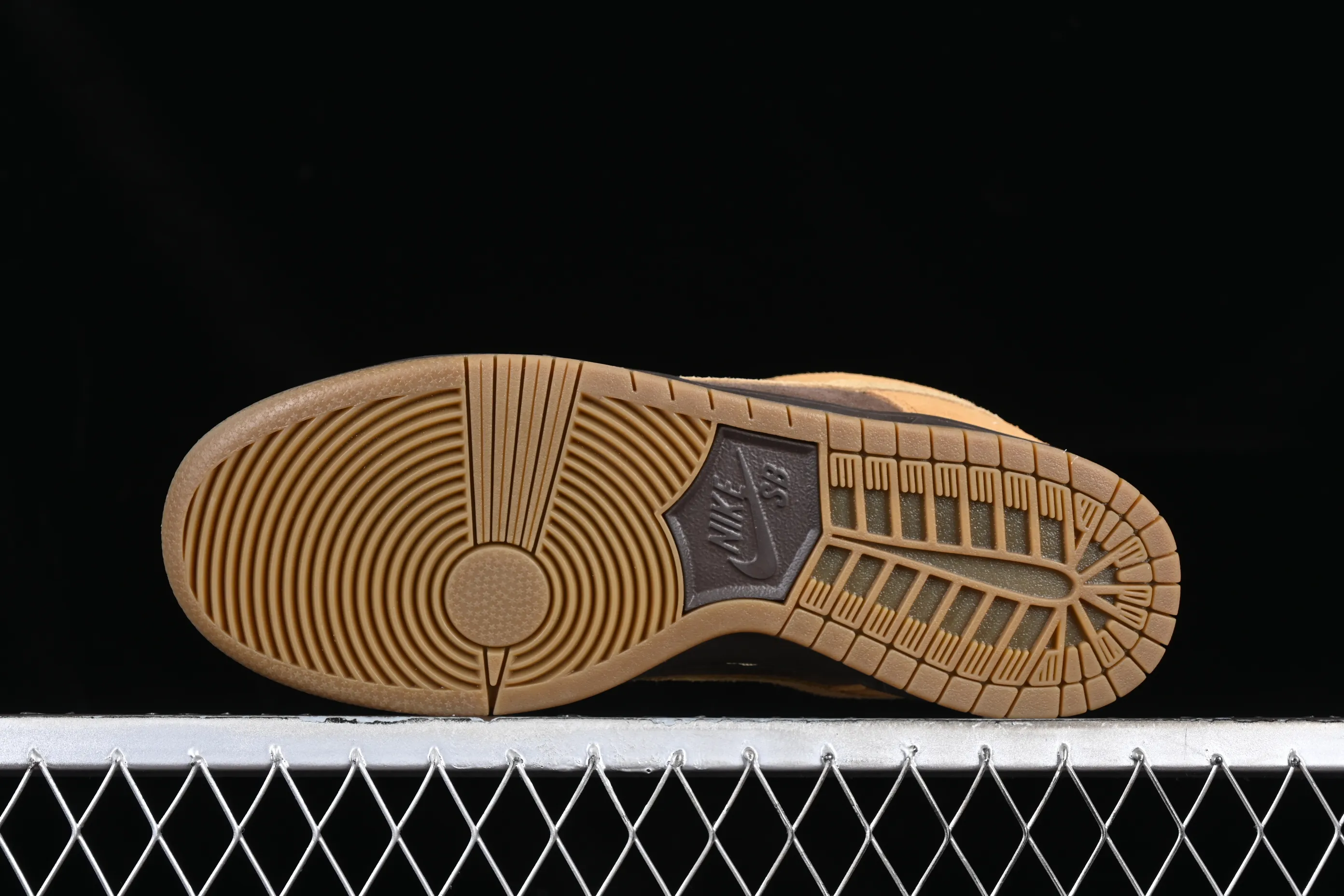 All categories Nk SB Dunk series Nk SB Dunk Low low-top sneakers Nk SB Dunk Low Pro SB smashed backboard fashion casual sneakers 304292-221